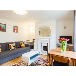 Elegant 1bdr W/private Garden In Vibrant Brighton